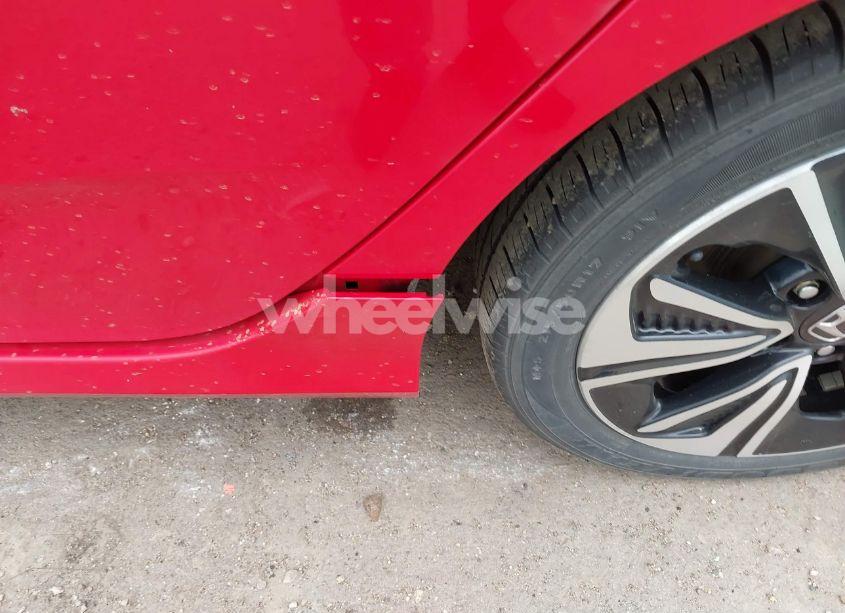 Photo 18 of 2016 Honda Civic EX-T (VIN 2HGFC1F33GH632247)