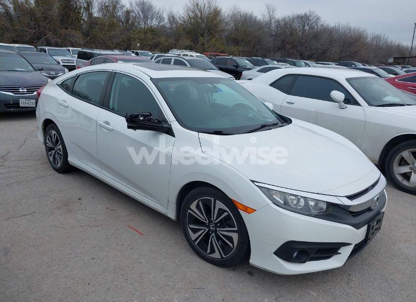 2016 Honda Civic EX-T (VIN 2HGFC1F33GH646942) main photo