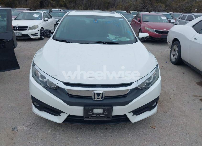 Photo 6 of 2016 Honda Civic EX-T (VIN 2HGFC1F33GH646942)