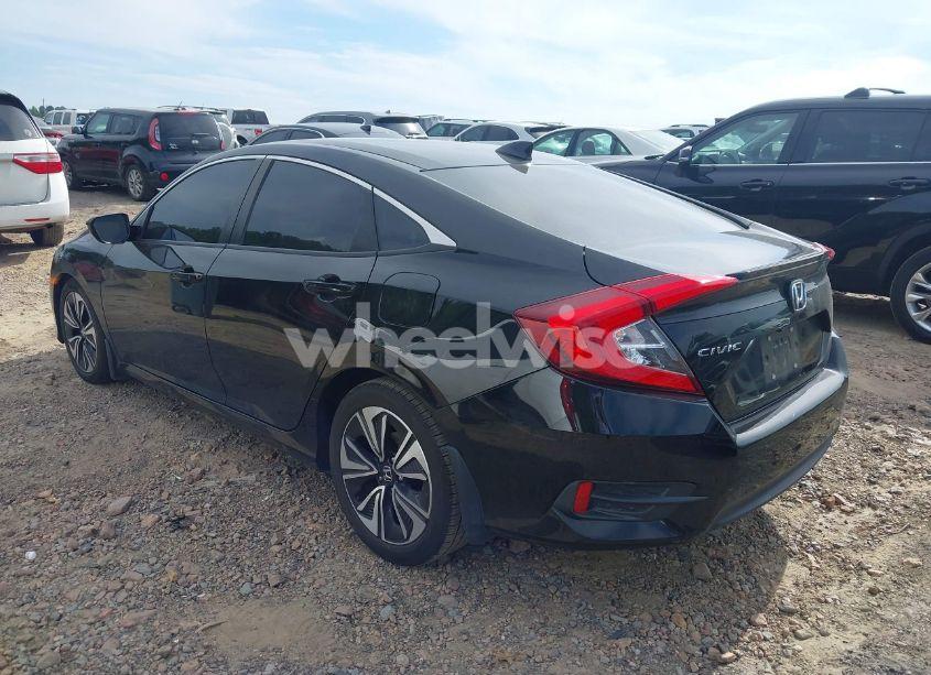 Photo 3 of 2016 Honda Civic EX-T (VIN 2HGFC1F33GH657780)