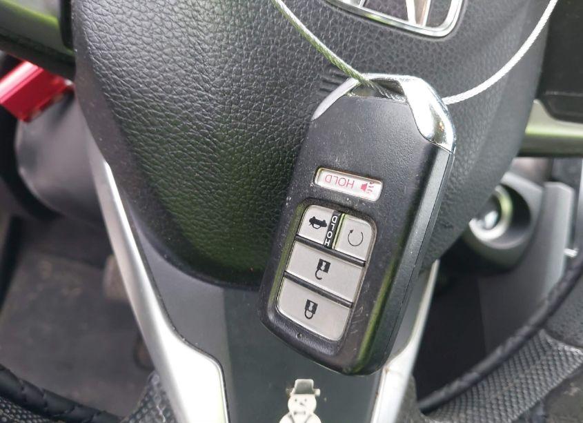Photo 11 of 2016 Honda Civic EX-T (VIN 2HGFC1F33GH657794)