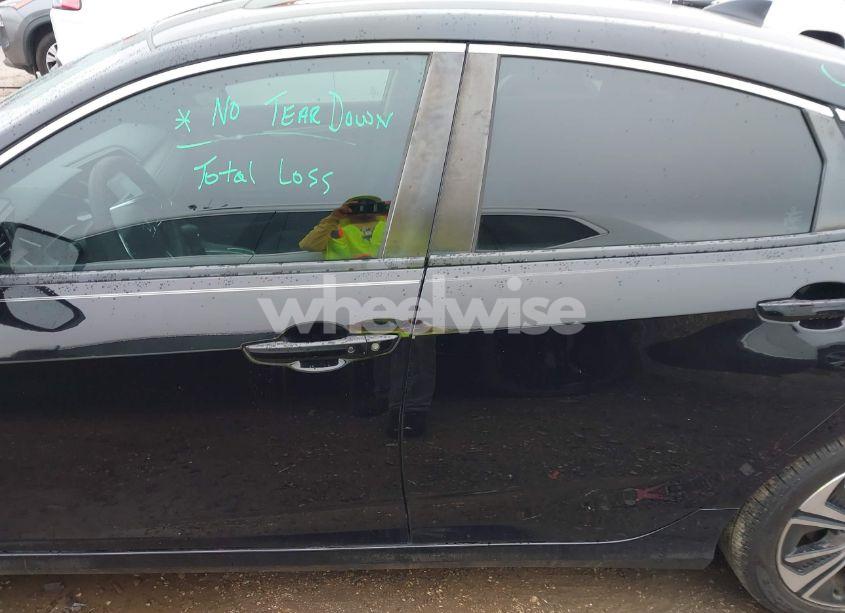 Photo 13 of 2016 Honda Civic EX-T (VIN 2HGFC1F34GH630426)