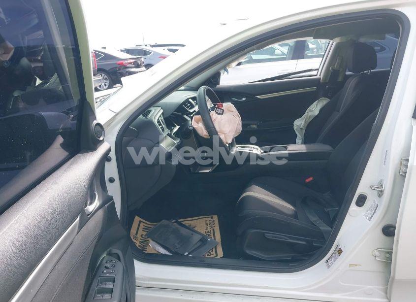 Photo 5 of 2016 Honda Civic EX-T (VIN 2HGFC1F34GH656105)