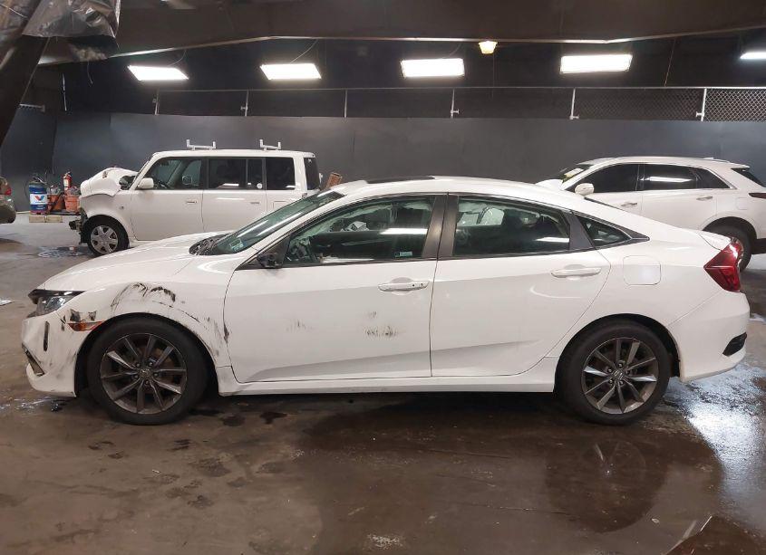 Photo 13 of 2019 Honda Civic EX (VIN 2HGFC1F34KH651124)