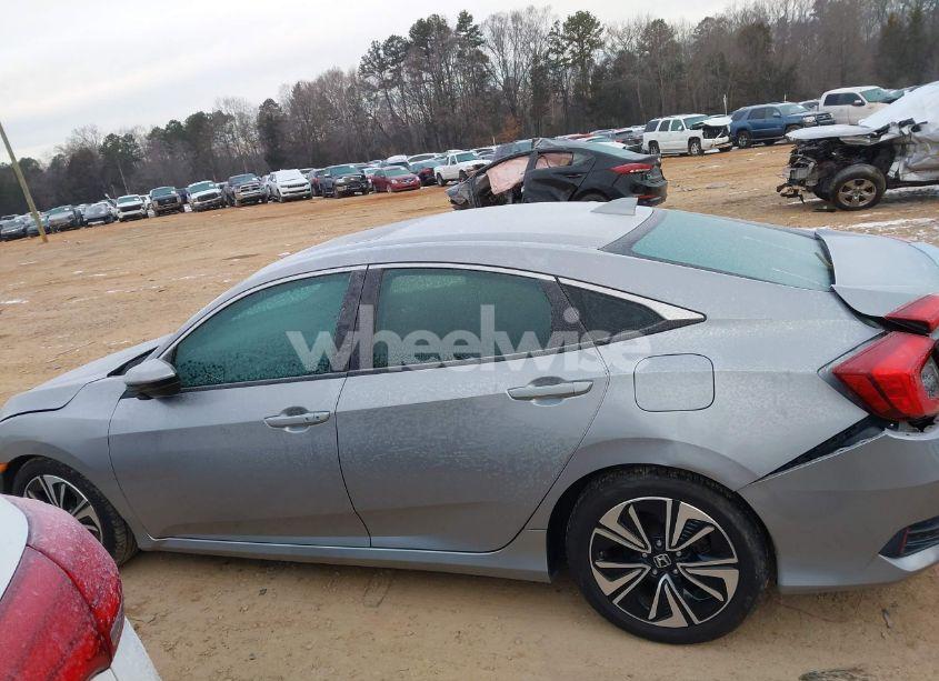 Photo 14 of 2016 Honda Civic EX-T (VIN 2HGFC1F35GH646697)