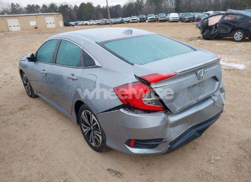 Photo 3 of 2016 Honda Civic EX-T (VIN 2HGFC1F35GH646697)