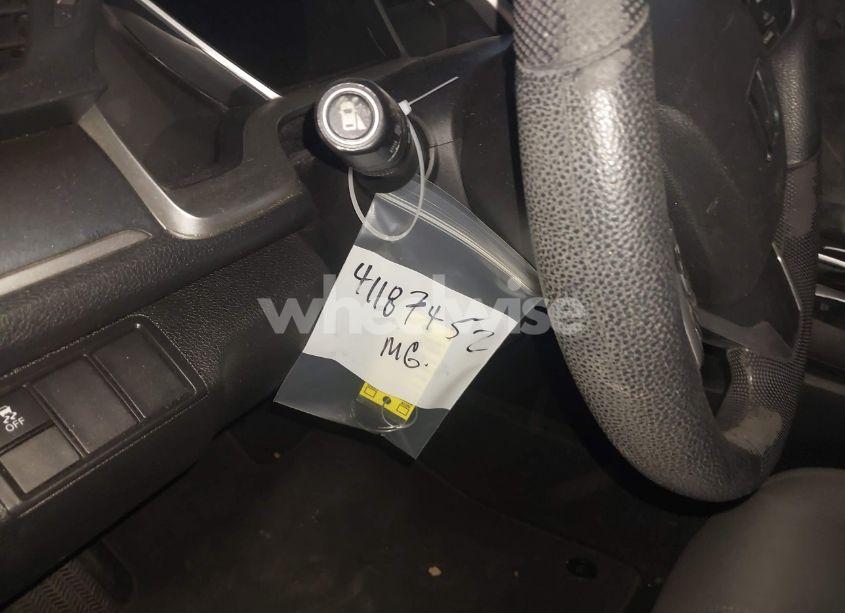 Photo 18 of 2017 Honda Civic EX-T (VIN 2HGFC1F35HH635278)