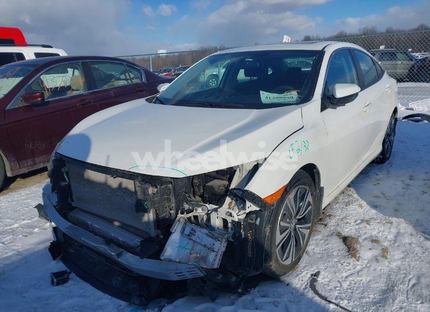 Photo 2 of 2017 Honda Civic EX-T (VIN 2HGFC1F35HH637497)