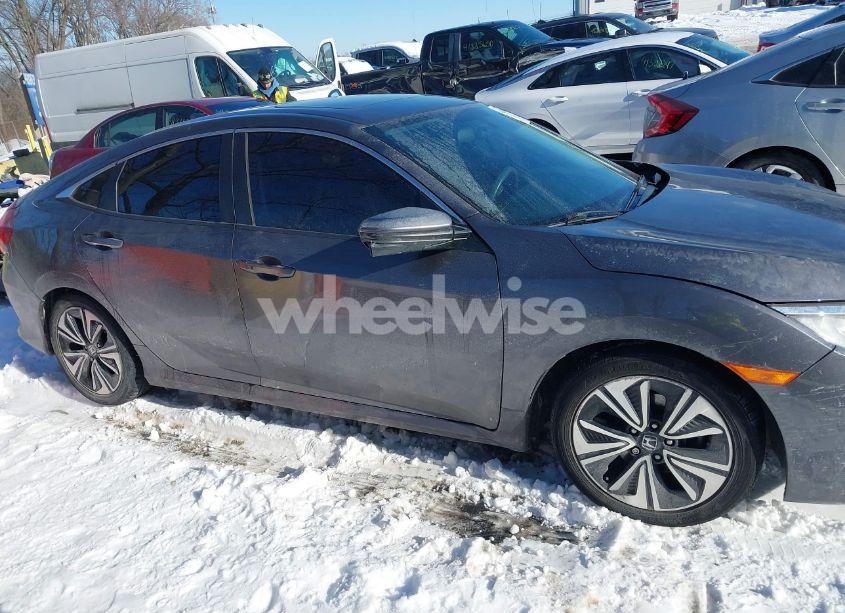 Photo 13 of 2017 Honda Civic EX-T (VIN 2HGFC1F35HH644305)