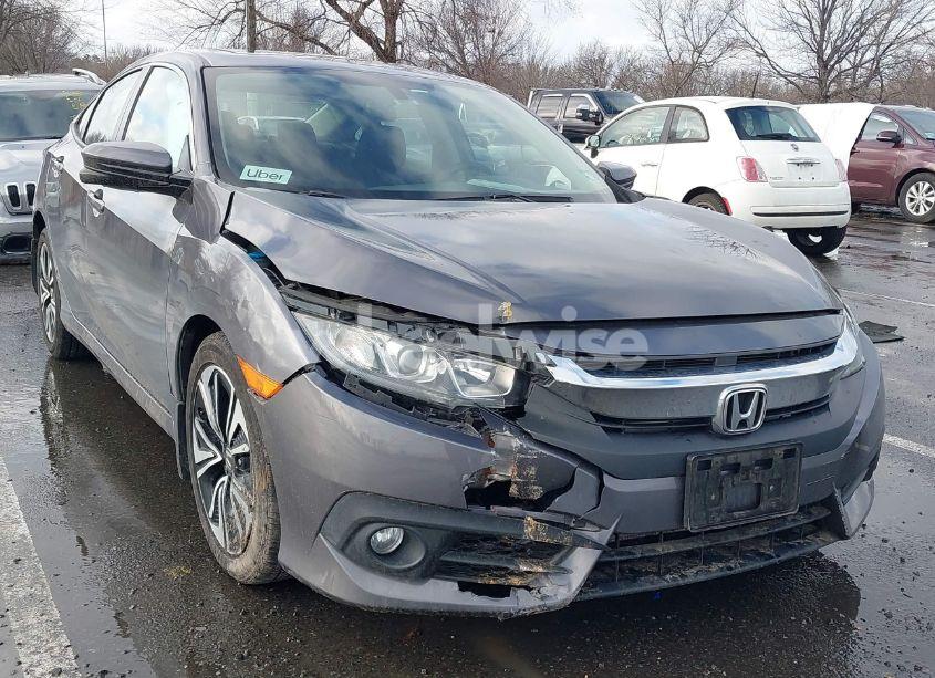 2018 Honda Civic EX-T (VIN 2HGFC1F35JH645282) main photo