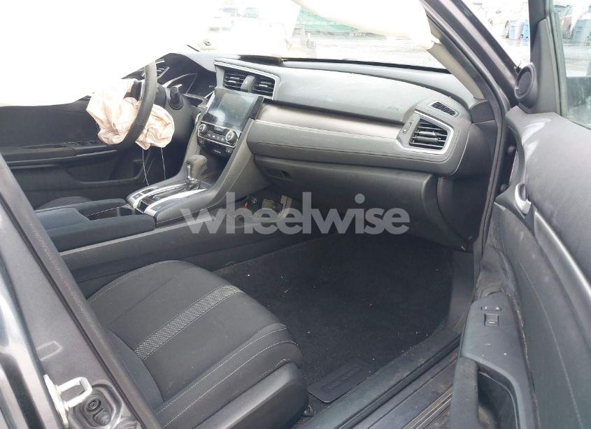 Photo 5 of 2018 Honda Civic EX-T (VIN 2HGFC1F35JH645282)