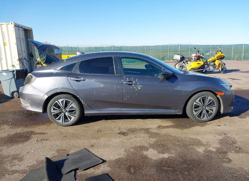 Photo 14 of 2016 Honda Civic EX-T (VIN 2HGFC1F36GH639015)