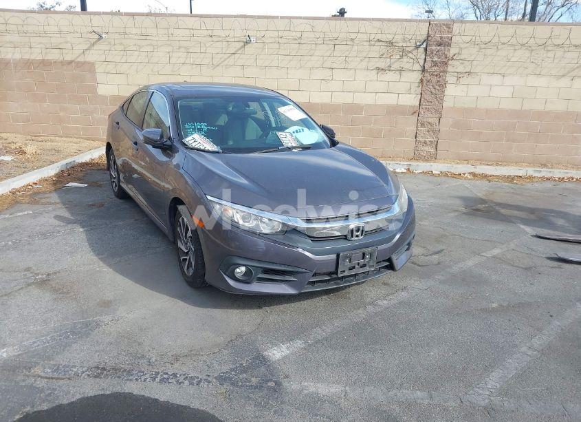 2017 Honda Civic EX-T (VIN 2HGFC1F36HH642742) main photo