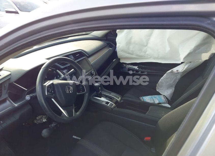 Photo 5 of 2018 Honda Civic EX-T (VIN 2HGFC1F36JH642441)