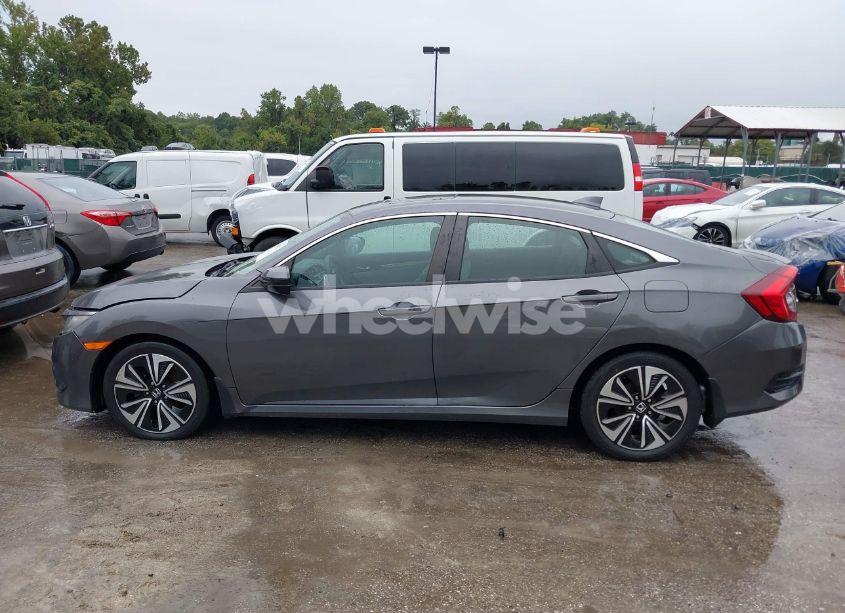 Photo 14 of 2016 Honda Civic EX-T (VIN 2HGFC1F37GH632400)
