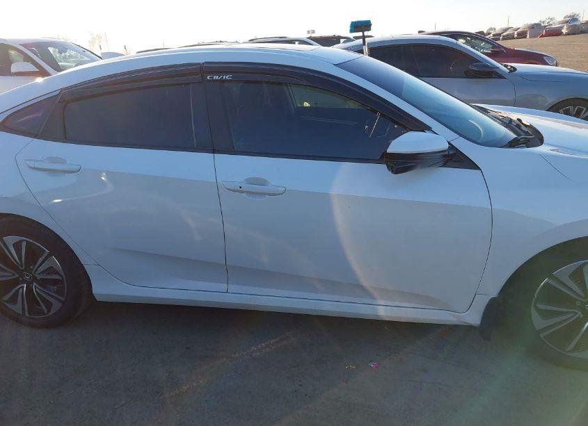 Photo 13 of 2017 Honda Civic EX-T (VIN 2HGFC1F37HH652132)