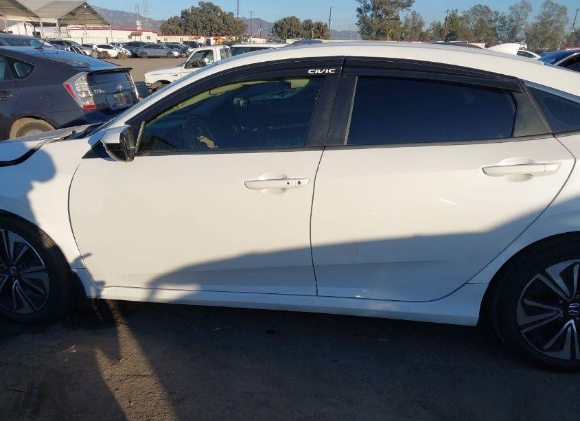 Photo 14 of 2017 Honda Civic EX-T (VIN 2HGFC1F37HH652132)