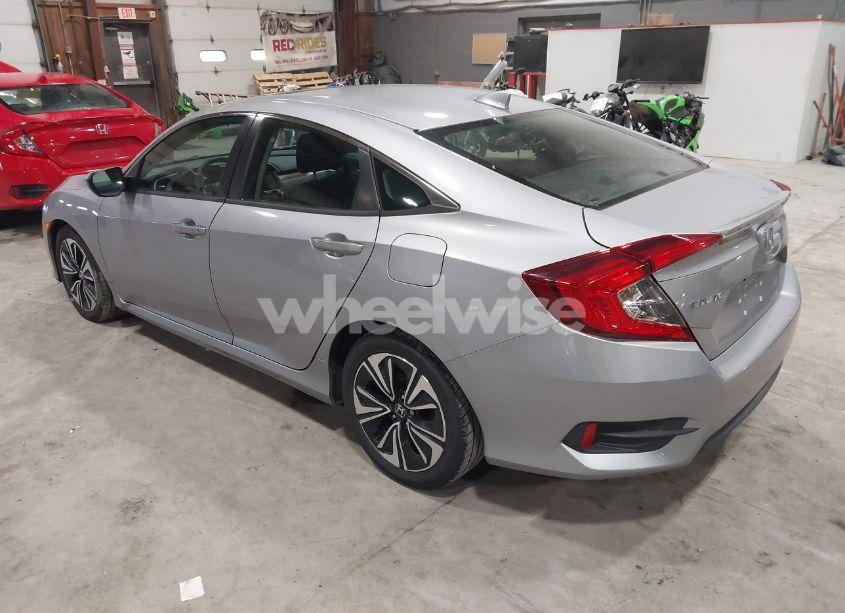 Photo 3 of 2017 Honda Civic EX-T (VIN 2HGFC1F37HH656102)
