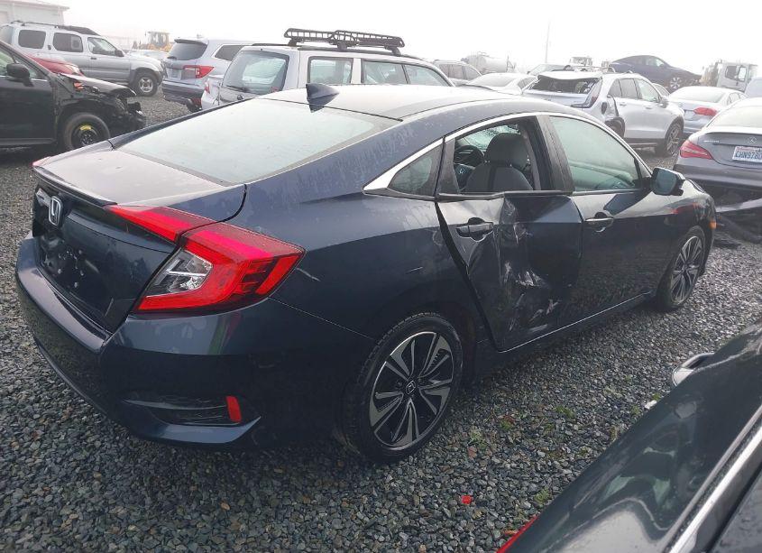 Photo 4 of 2017 Honda Civic EX-T (VIN 2HGFC1F37HH658951)