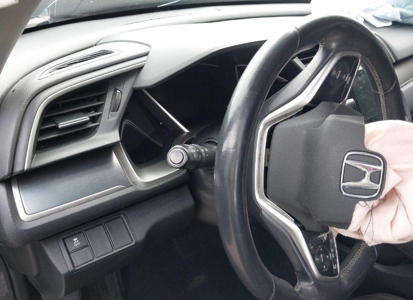 Photo 7 of 2018 Honda Civic EX-T (VIN 2HGFC1F37JH642688)