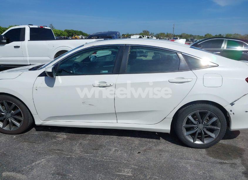 Photo 14 of 2021 Honda Civic EX (VIN 2HGFC1F37MH700657)