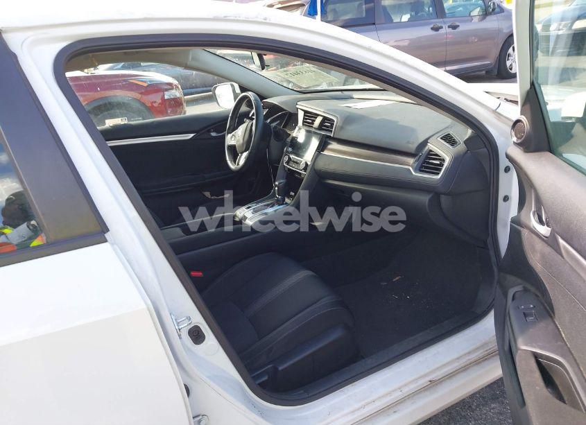 Photo 5 of 2021 Honda Civic EX (VIN 2HGFC1F37MH700657)