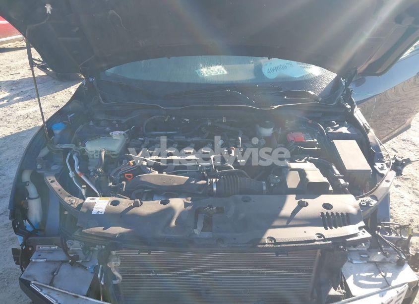 Photo 10 of 2019 Honda Civic EX (VIN 2HGFC1F38KH651904)