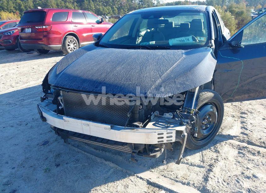 Photo 6 of 2019 Honda Civic EX (VIN 2HGFC1F38KH651904)