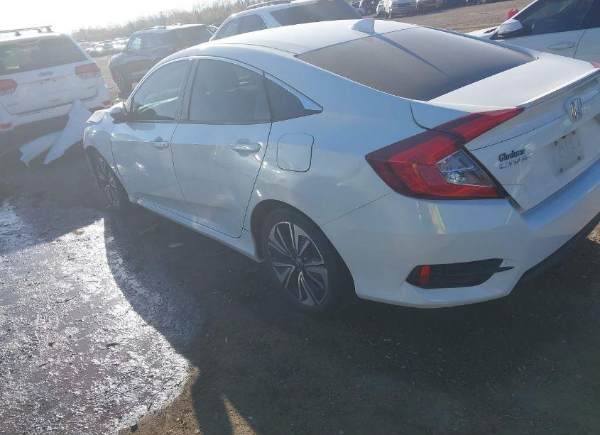 Photo 3 of 2016 Honda Civic EX-T (VIN 2HGFC1F39GH640403)