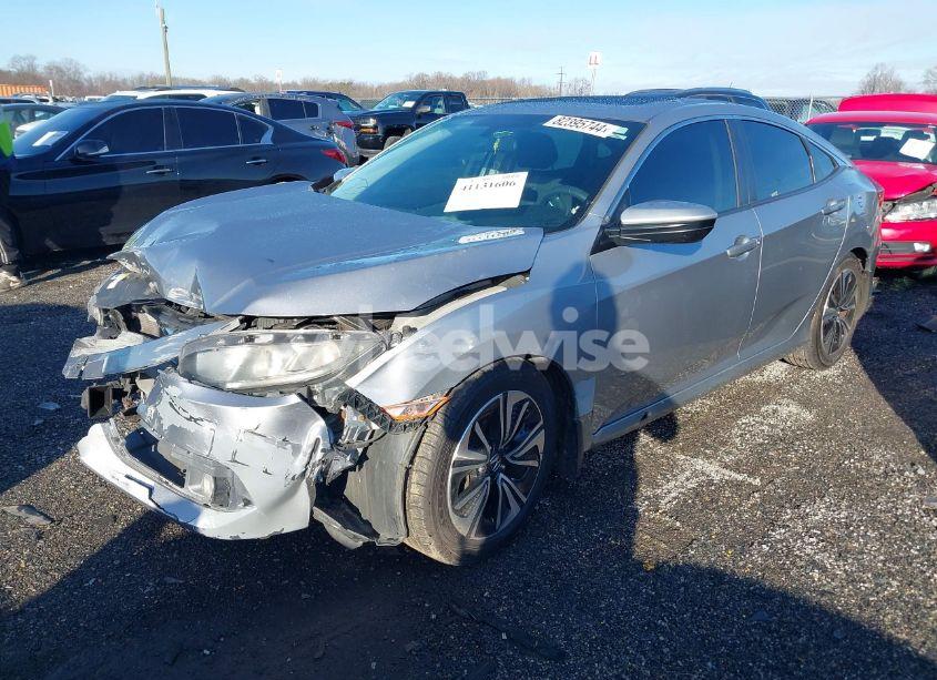 Photo 2 of 2016 Honda Civic EX-T (VIN 2HGFC1F39GH644306)