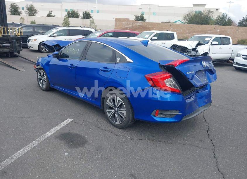 Photo 3 of 2016 Honda Civic EX-T (VIN 2HGFC1F39GH657766)