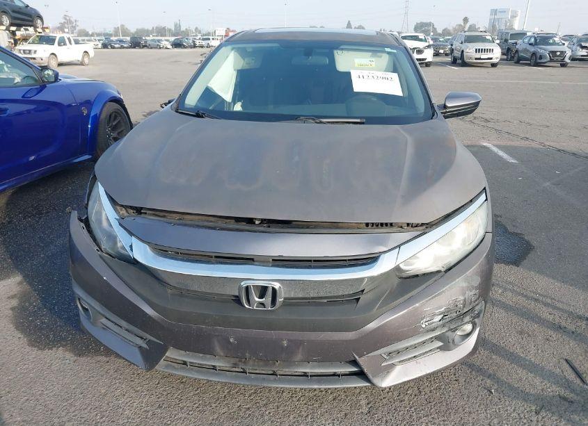 Photo 12 of 2017 Honda Civic EX-T (VIN 2HGFC1F39HH632352)