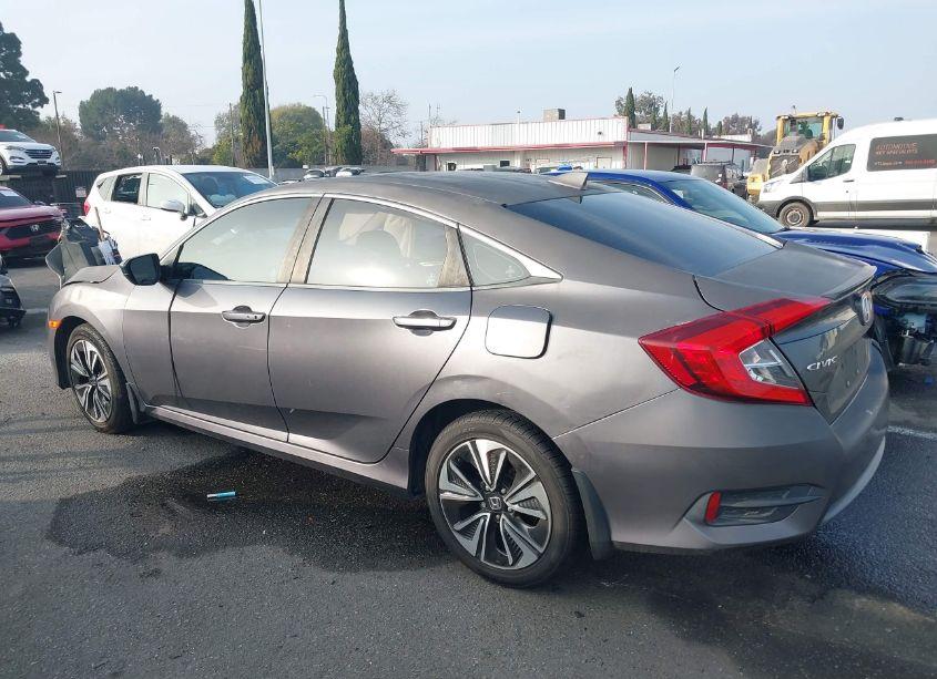 Photo 14 of 2017 Honda Civic EX-T (VIN 2HGFC1F39HH632352)