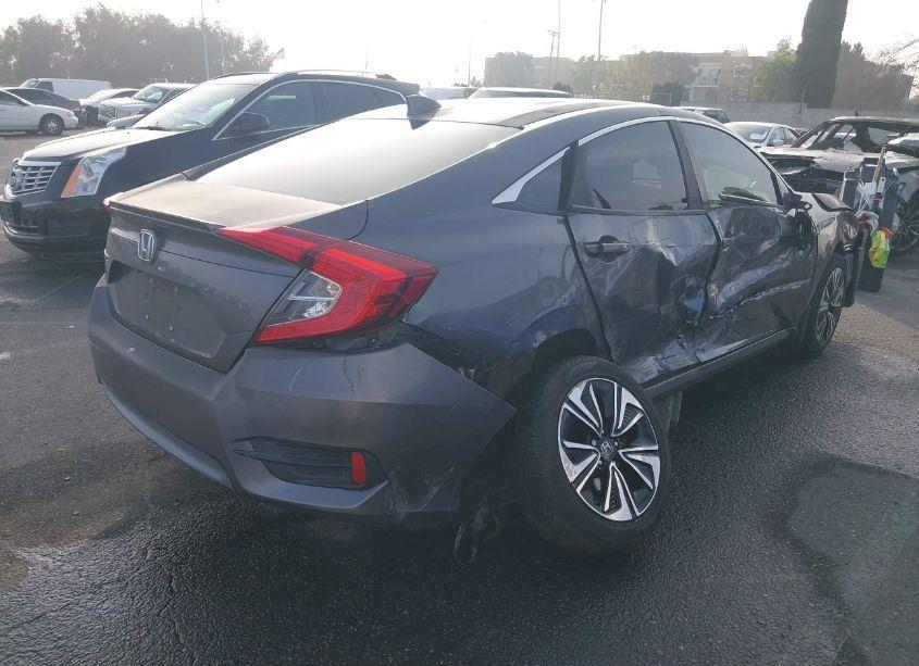 Photo 4 of 2017 Honda Civic EX-T (VIN 2HGFC1F39HH632352)