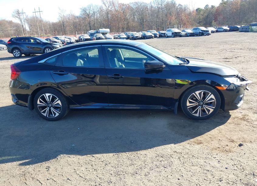 Photo 13 of 2017 Honda Civic EX-T (VIN 2HGFC1F39HH647756)