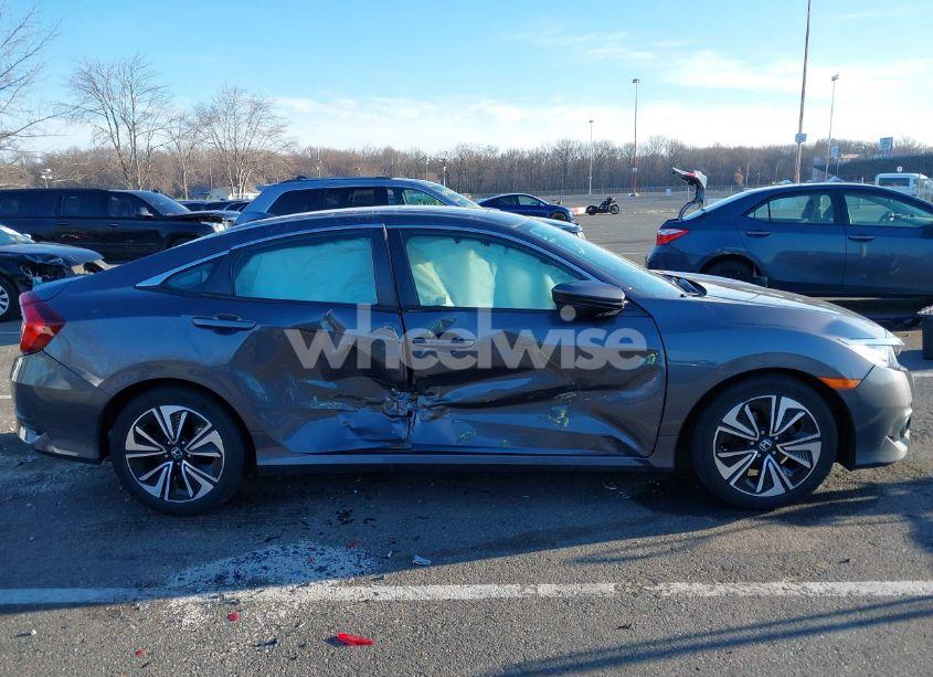 Photo 13 of 2017 Honda Civic EX-T (VIN 2HGFC1F39HH652424)