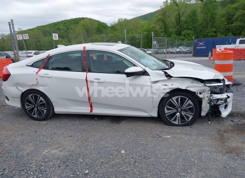 Photo 13 of 2018 Honda Civic EX-T (VIN 2HGFC1F39JH644166)