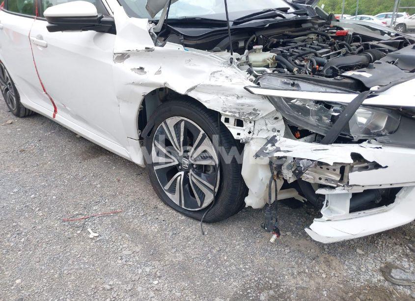 Photo 6 of 2018 Honda Civic EX-T (VIN 2HGFC1F39JH644166)