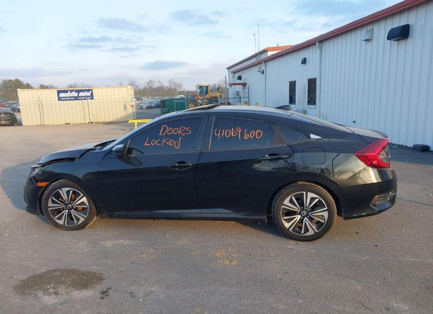 Photo 14 of 2016 Honda Civic EX-T (VIN 2HGFC1F3XGH646842)