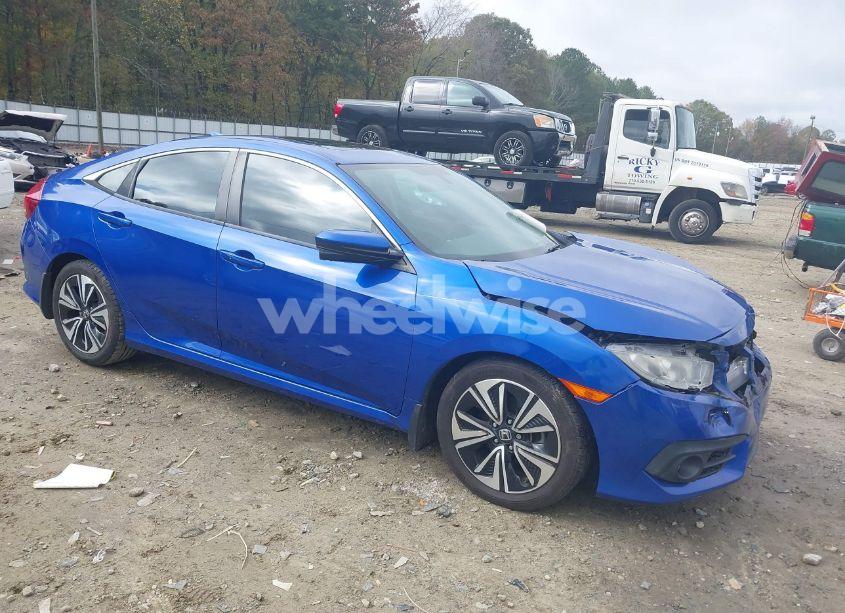 2017 Honda Civic EX-T (VIN 2HGFC1F3XHH649564) main photo