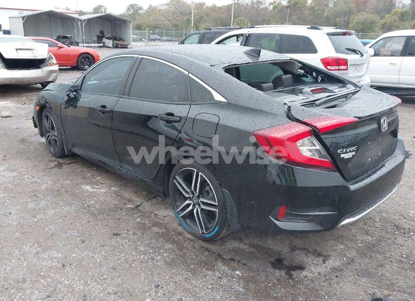 Photo 3 of 2021 Honda Civic EX (VIN 2HGFC1F3XMH702435)