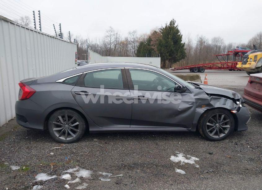 Photo 13 of 2021 Honda Civic EX (VIN 2HGFC1F3XMH703231)