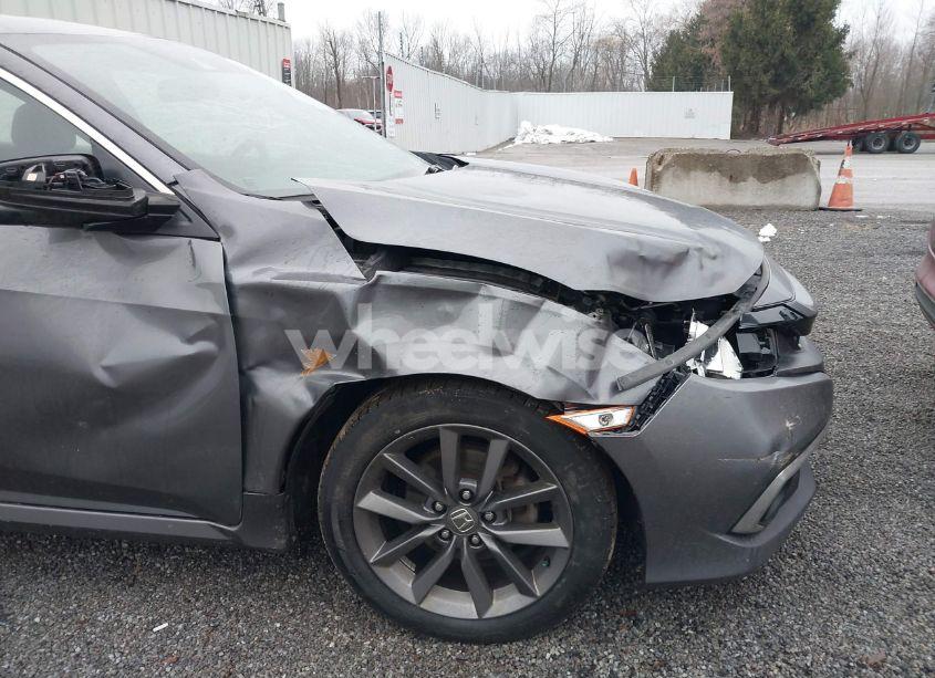 Photo 17 of 2021 Honda Civic EX (VIN 2HGFC1F3XMH703231)