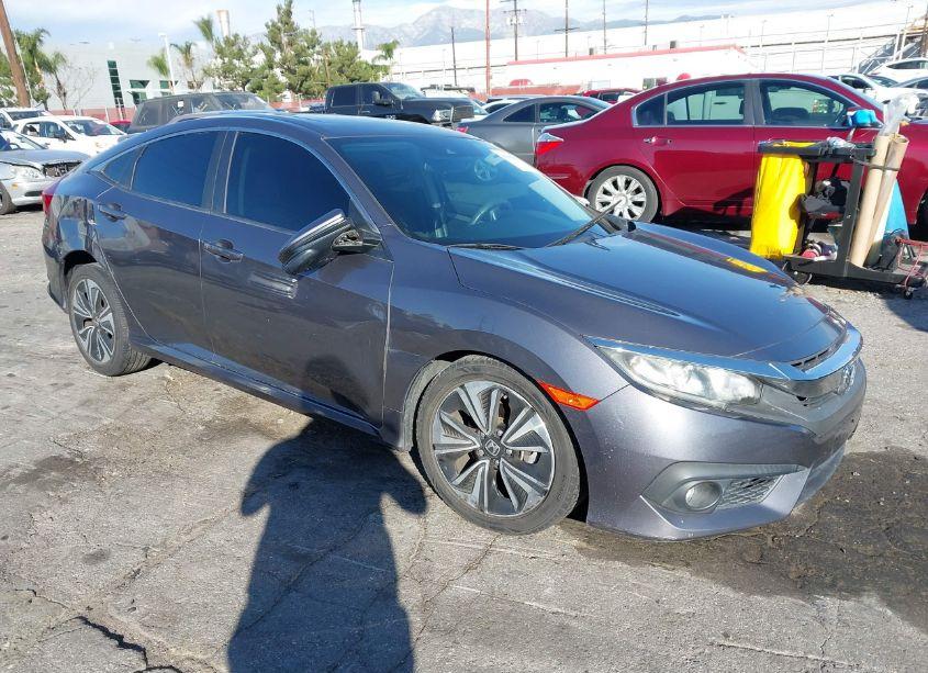 2017 Honda Civic EX-T (VIN 2HGFC1F49HH640704) main photo