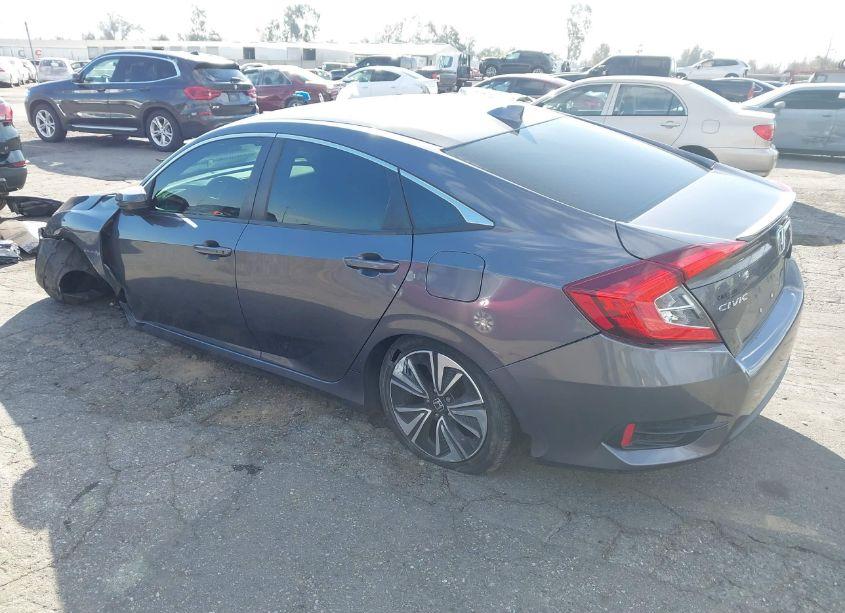 Photo 3 of 2017 Honda Civic EX-T (VIN 2HGFC1F49HH640704)