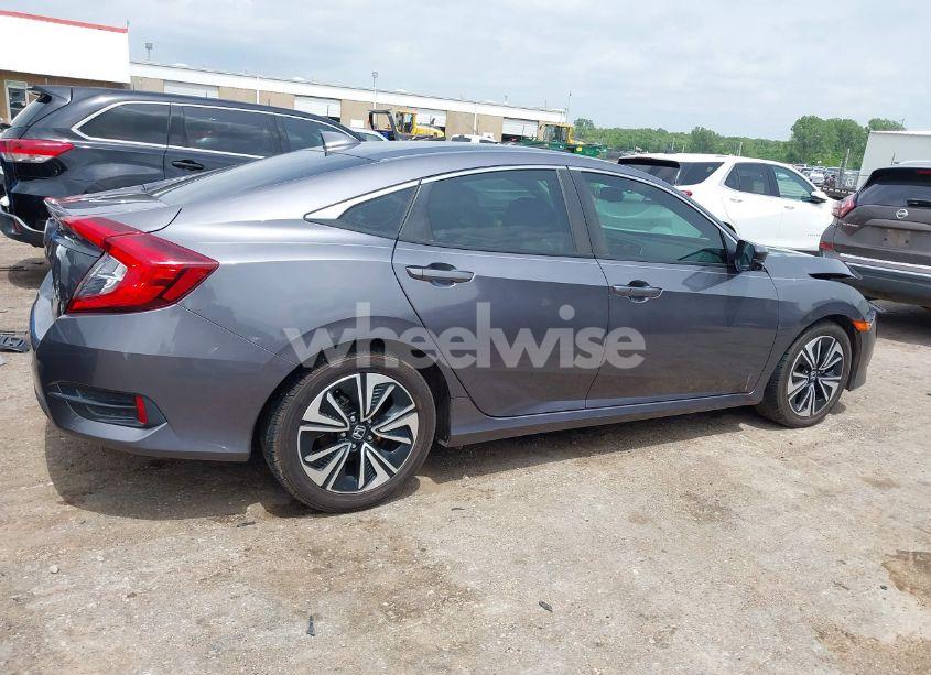 Photo 13 of 2016 Honda Civic EX-L (VIN 2HGFC1F70GH639126)