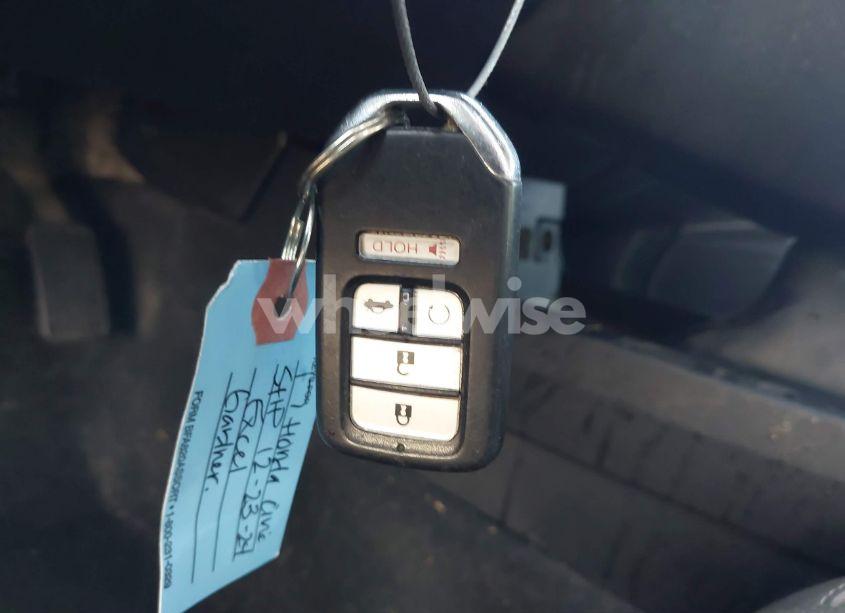 Photo 11 of 2017 Honda Civic EX-L (VIN 2HGFC1F70HH631268)