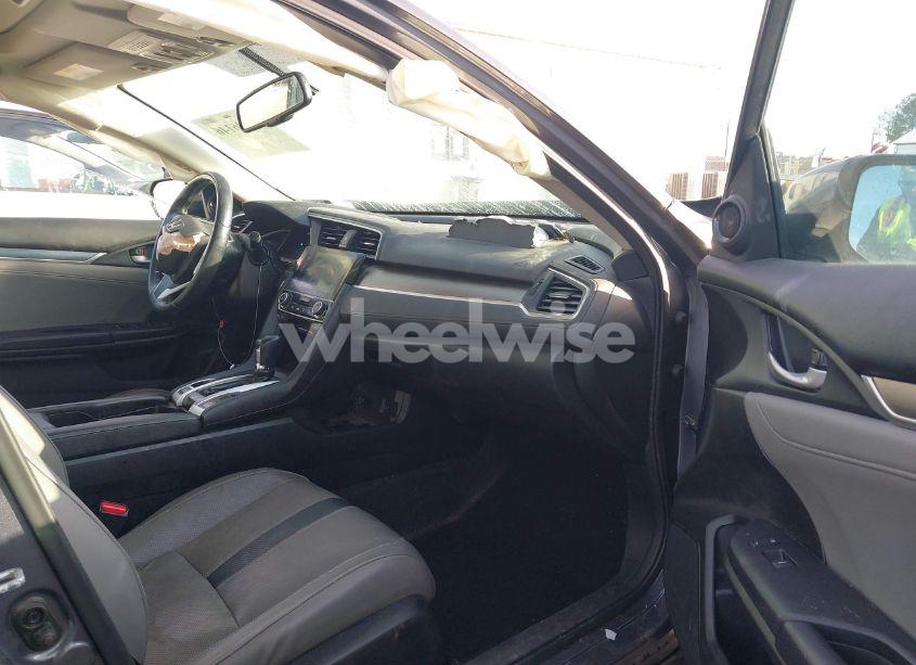 Photo 5 of 2017 Honda Civic EX-L (VIN 2HGFC1F70HH631268)