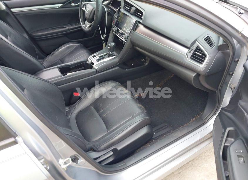 Photo 5 of 2016 Honda Civic EX-L (VIN 2HGFC1F71GH636929)