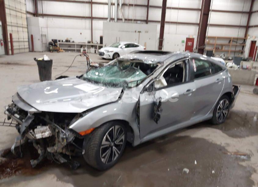 Photo 2 of 2017 Honda Civic EX-L (VIN 2HGFC1F71HH649858)